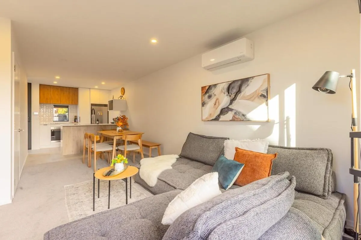 Brand New Luxury 3 Bed 3 Baths Family Getaway location